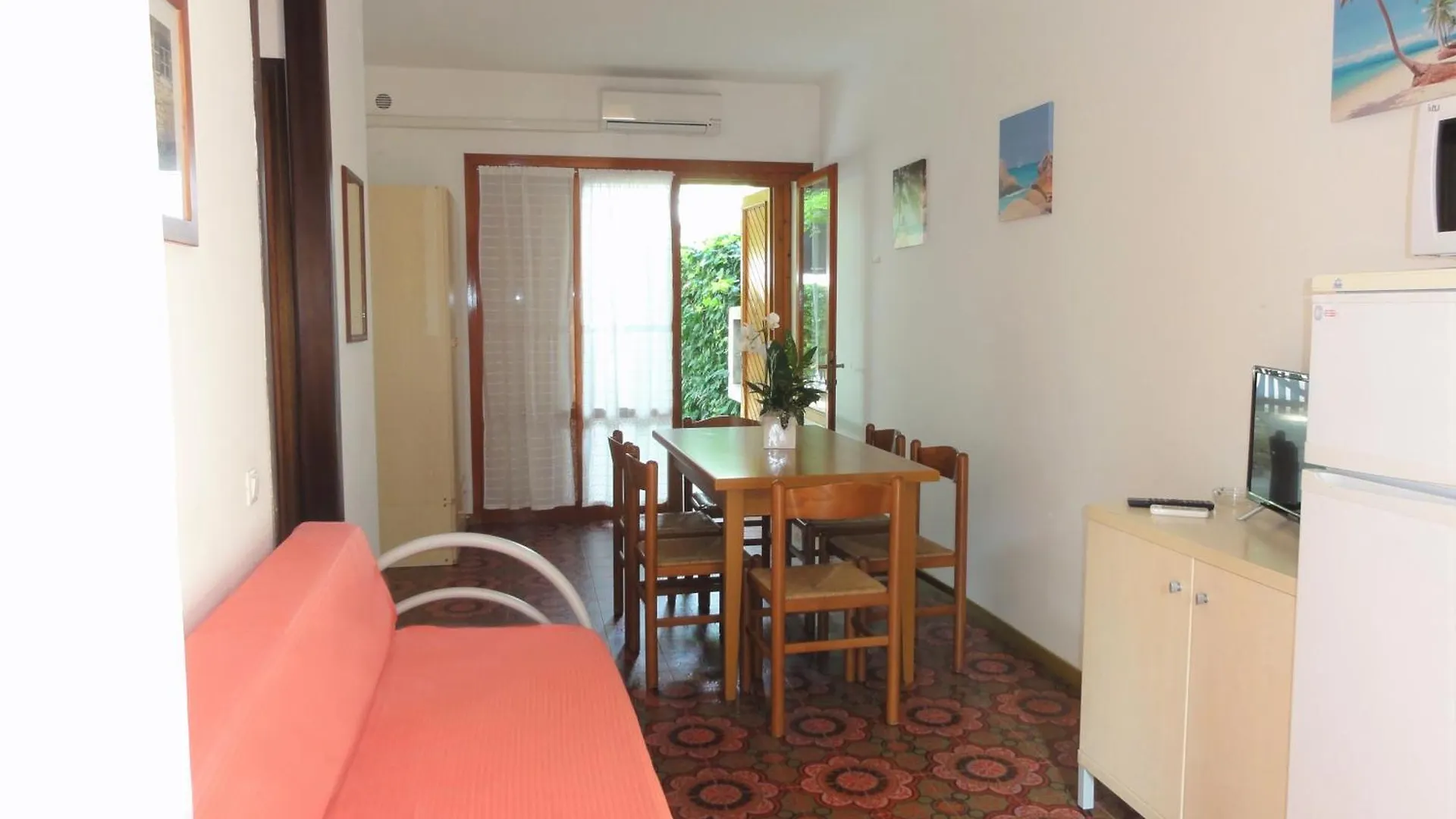 Villa Angela Bibione 0*,  Italien